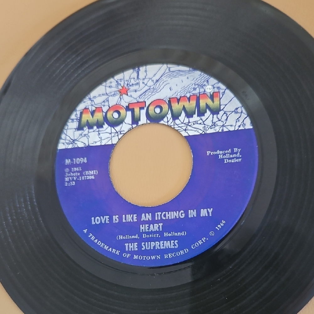 Classic Supremes 45rpm "Love Is Like An Itching In My Heart"